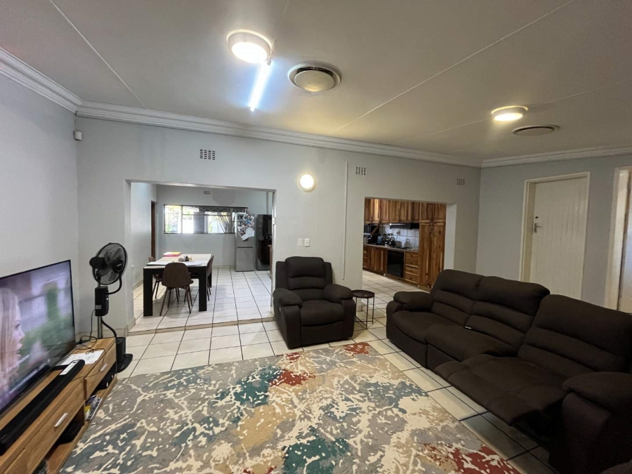 5 Bedroom Property for Sale in Keidebees Northern Cape